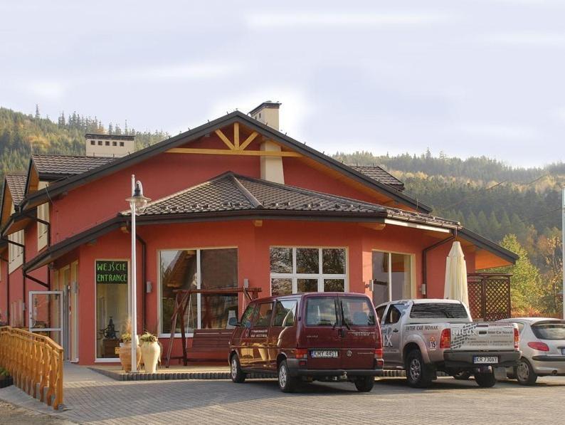 Hotel Krak Myslenice Exterior photo