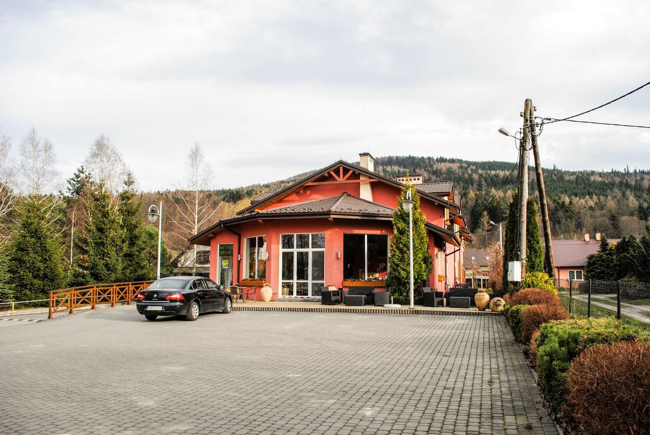 Hotel Krak Myslenice Exterior photo