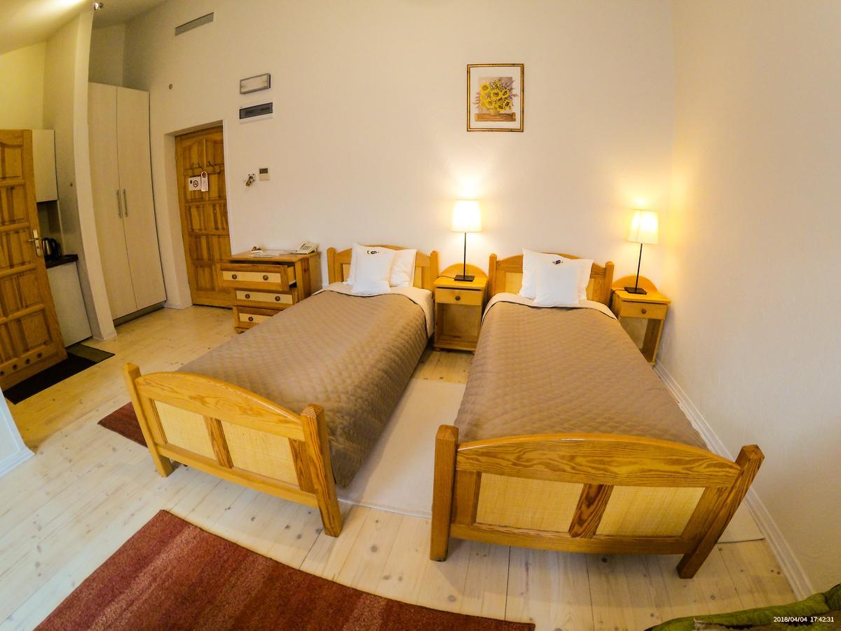 Hotel Krak Myslenice Exterior photo